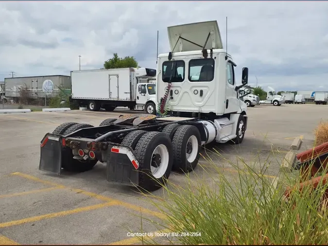 2019 FREIGHTLINER NEW CASCADIA PX12664