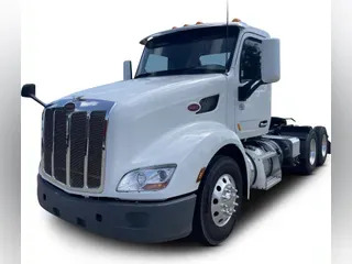 2021 Peterbilt 579