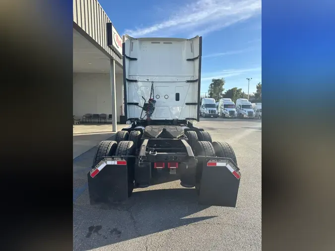 2020 NAVISTAR INTERNATIONAL LT625 SLPR CAB