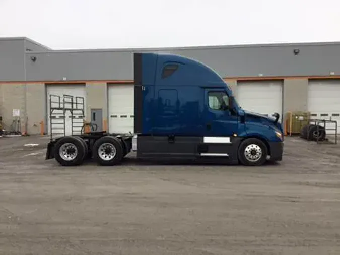 2022 Freightliner Cascadia