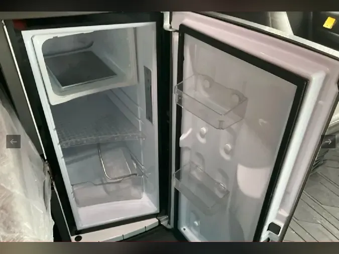 2025 VOLVO VNL64T7403fd2c26237fd0275b378ff71fd0cca3e