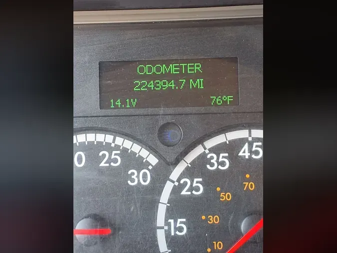 2021 FREIGHTLINER/MERCEDES M2 106