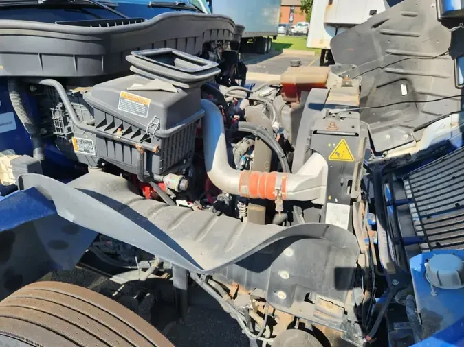 2021 NAVISTAR INTERNATIONAL MV607 (4X2)