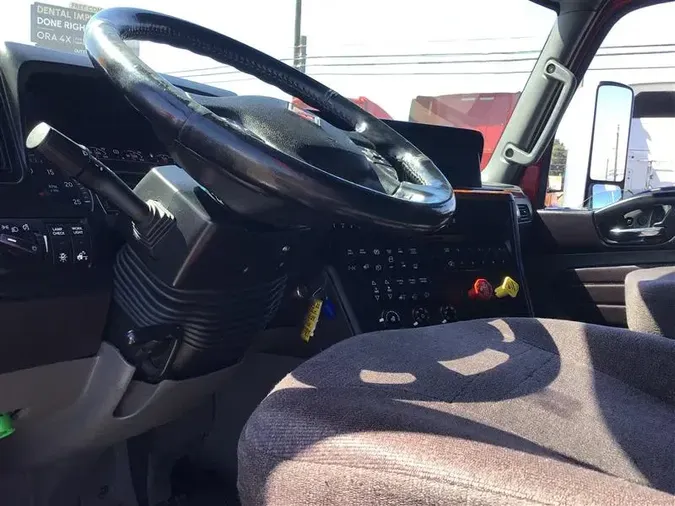 2022 INTERNATIONAL LT625