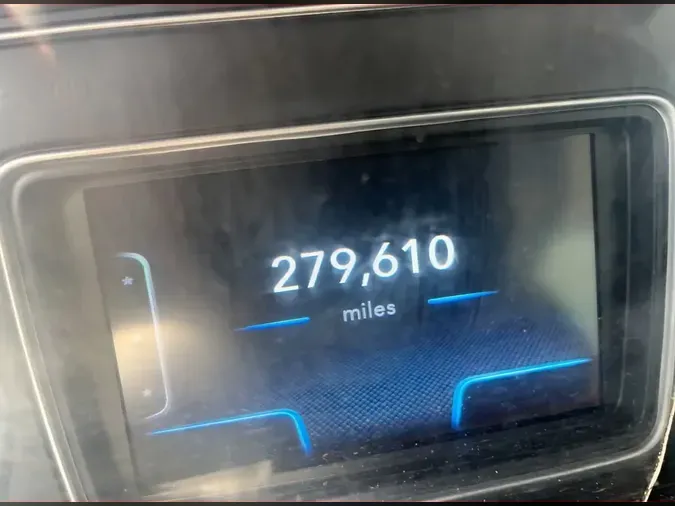 2020 NAVISTAR INTERNATIONAL MV607 (4X2)