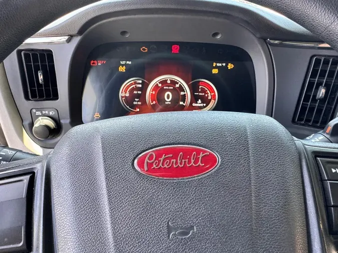 2022 Peterbilt 5793fd7c1a1e6bf5e3da66c7e954f2a41b1