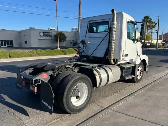 2016 VOLVO VNL42TRACTOR