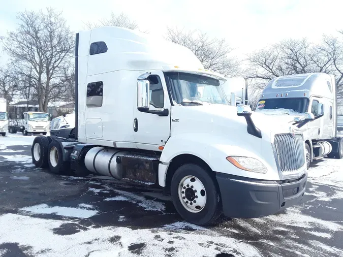 2019 NAVISTAR INTERNATIONAL LT625 SLPR CAB