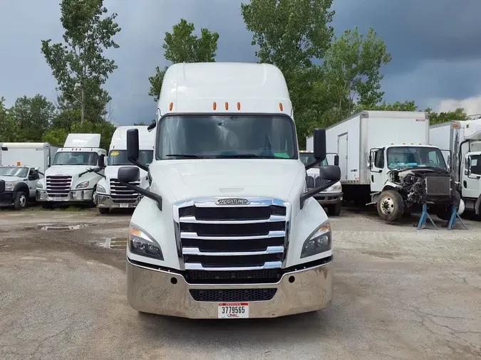 2020 FREIGHTLINER NEW CASCADIA PX12664