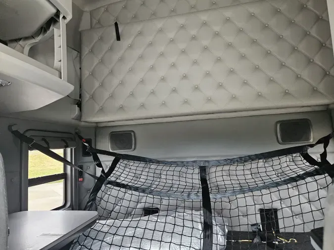 2022 Kenworth T6803fdf75140088149e282613d89c8f0c74