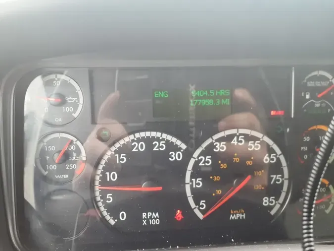 2019 FREIGHTLINER/MERCEDES M2 106