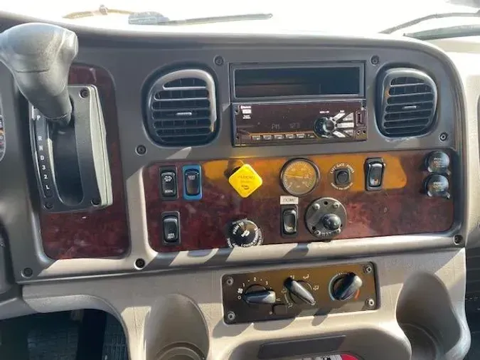 2020 Freightliner Business Class M2 106