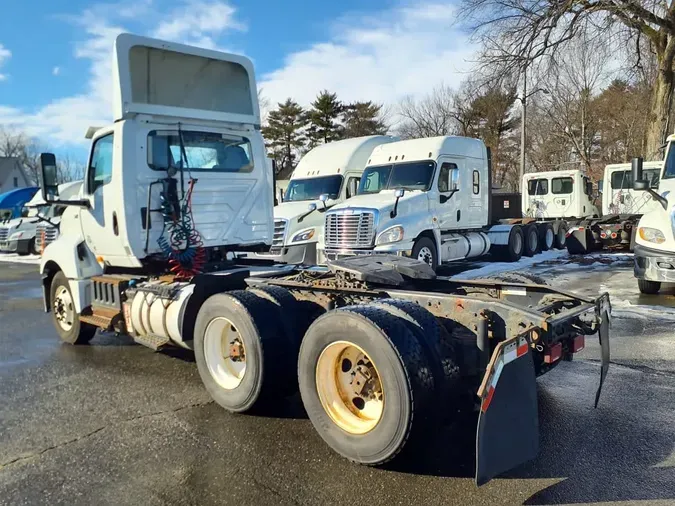 2019 NAVISTAR INTERNATIONAL LT625 DAYCAB T/A3fe79f8f26ee0f9ca816a25a9bb4aec0