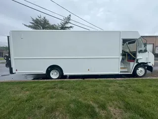 2017 FRTLR CUSTOM CHASSIS CORP MT45