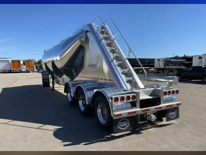 2025 Mac Trailers Tank