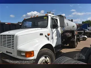 1997 INTERNATIONAL 4700