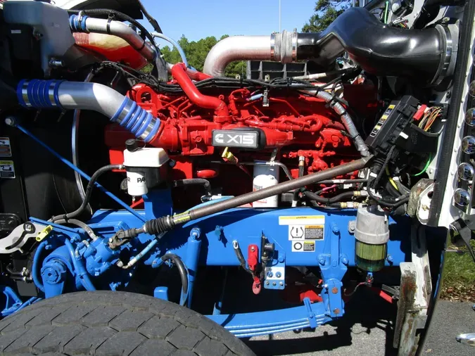 2022 Peterbilt 389