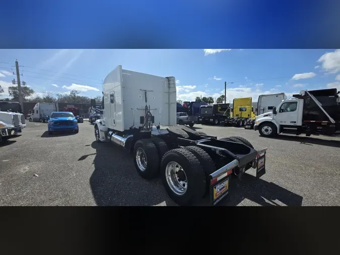 2022 Peterbilt 579