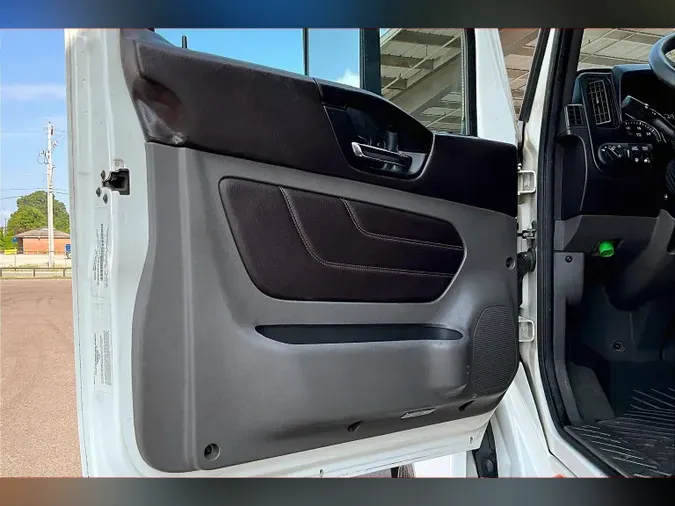 2022 INT LT625 6x4