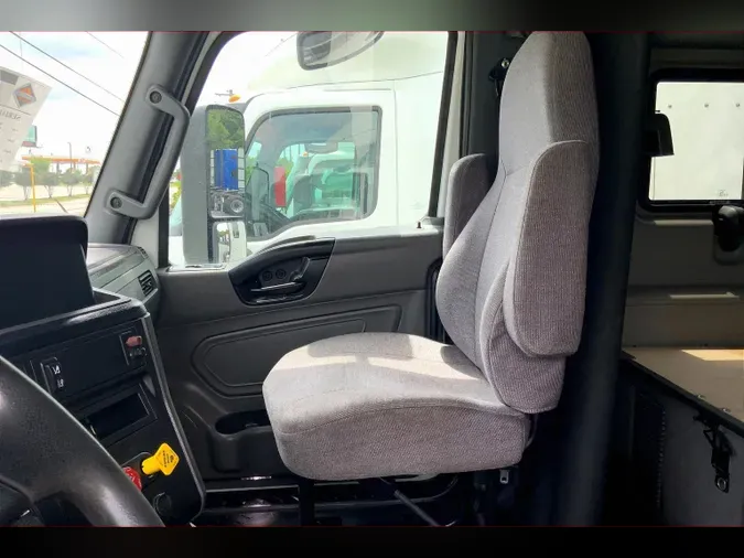 2021 INT LT625 6x4