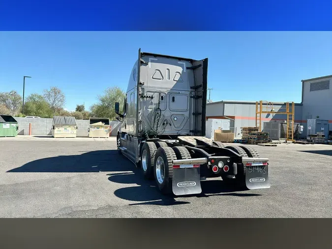 2021 Freightliner Cascadia