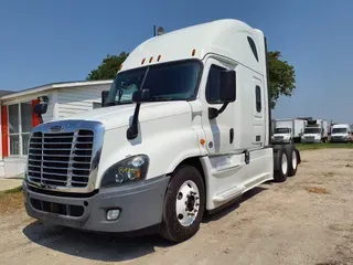 2019 FREIGHTLINER/MERCEDES CASCADIA 125