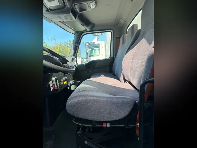 2019 NAVISTAR INTERNATIONAL MV607 (4X2)