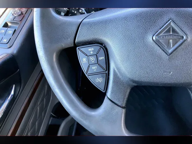 2023 INT LT625 6X4400930fd71b9a8c996d0030ded338fbc