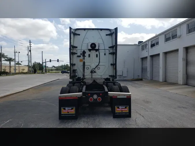 2021 Freightliner Cascadia