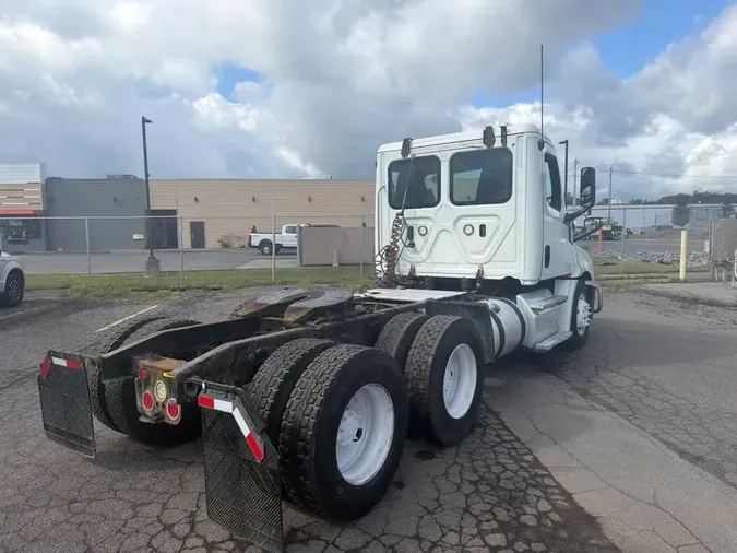 2019 FREIGHTLINER/MERCEDES NEW CASCADIA PX12664400b372877403f39eb1b580bfd22ec64