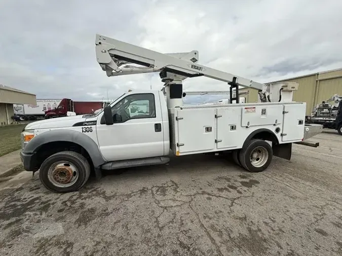 2011 VERSALIFT SST37I