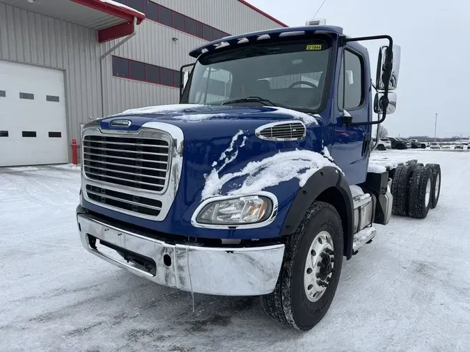 2020 Freightliner M2 112