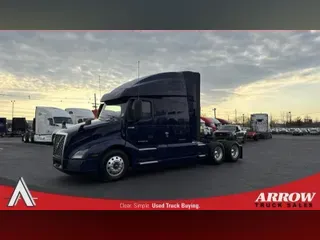 2022 VOLVO VNL760