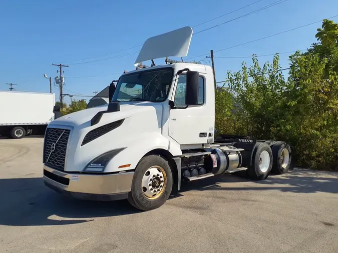2019 VOLVO VNL64T-30040111ac87e703f9faf52af51b8bbd90f