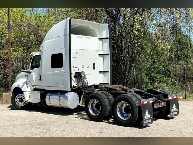 2022 INT LT625 6x4