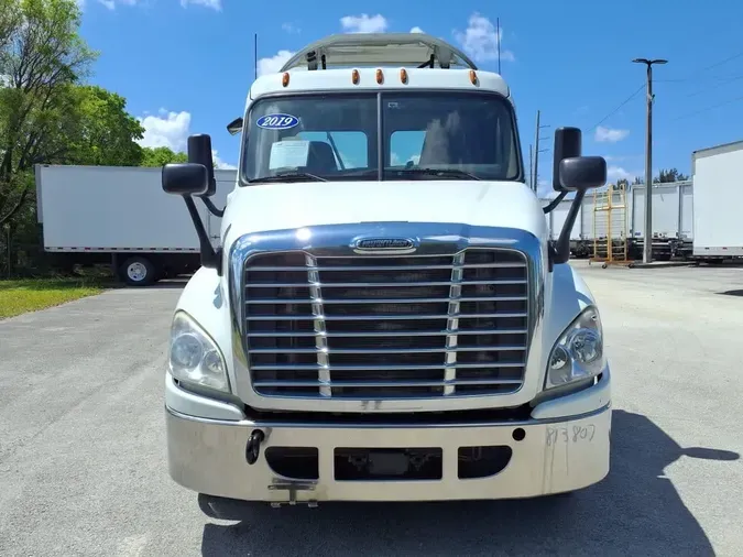 2019 FREIGHTLINER/MERCEDES CASCADIA 1254018ec6bfd821ee90498994a02bfd5c9