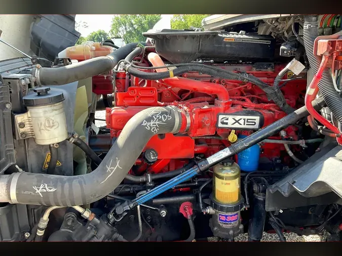 2022 INT LT625 6x4