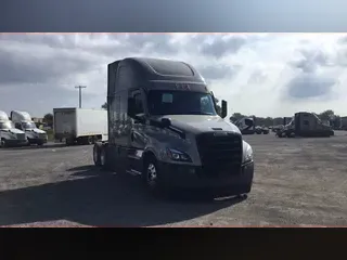 2023 Freightliner Cascadia 126