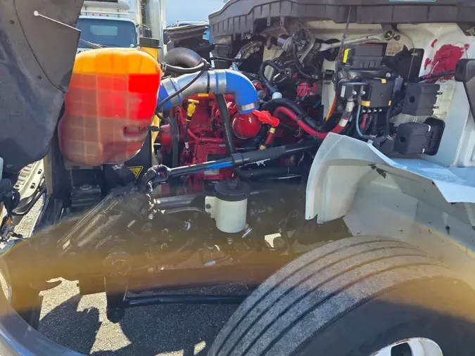 2019 NAVISTAR INTERNATIONAL 4300