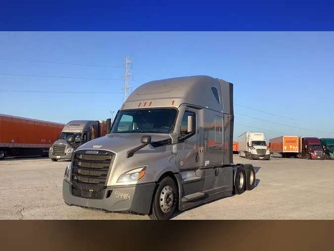 2023 Freightliner Cascadia 126