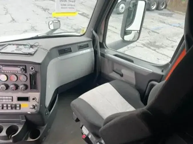 2020 Freightliner Cascadia