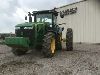 2015 John Deere 8320R