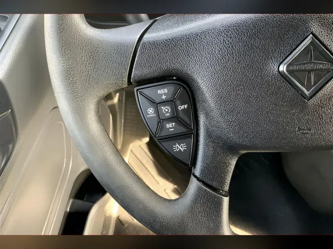 2023 INT LT625 6X440251697fae188349880d82d1520e111