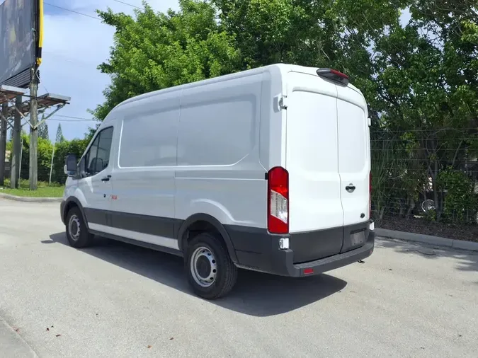 2021 FORD MOTOR COMPANY TRANSIT 250 MED ROOF4025397c0137bdac66b563436dd47a27