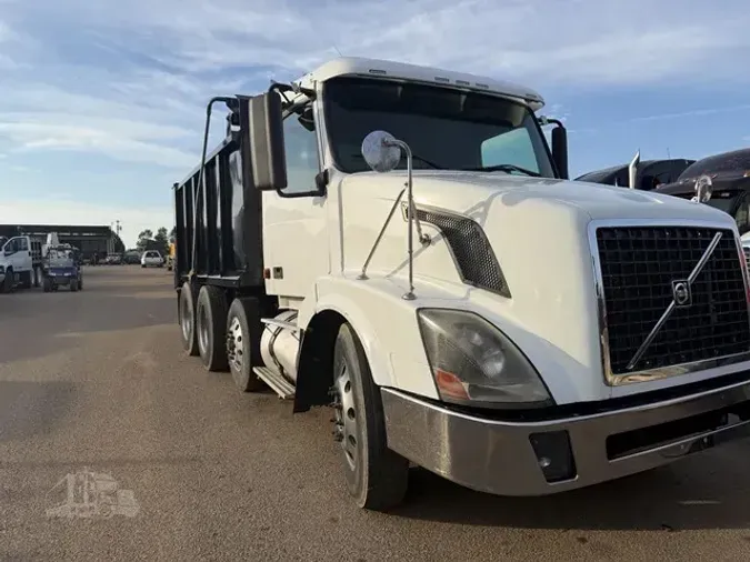 2007 VOLVO VNL64T300402621b21d8293f31eeeeb22b815b377
