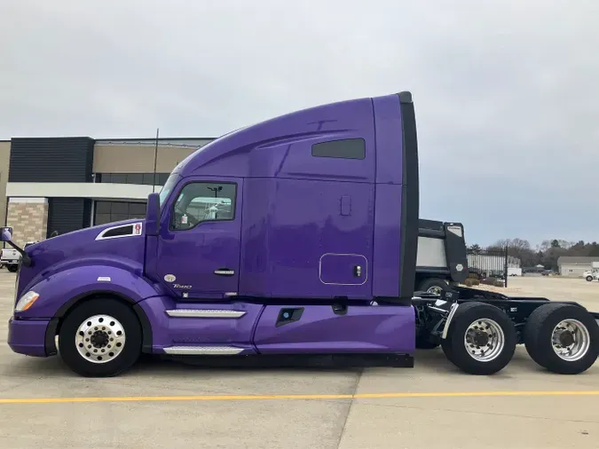 2020 Kenworth T680