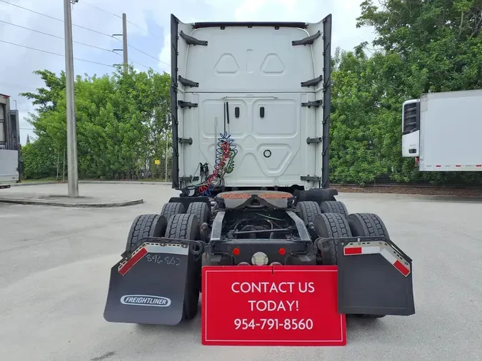 2020 FREIGHTLINER NEW CASCADIA PX12664