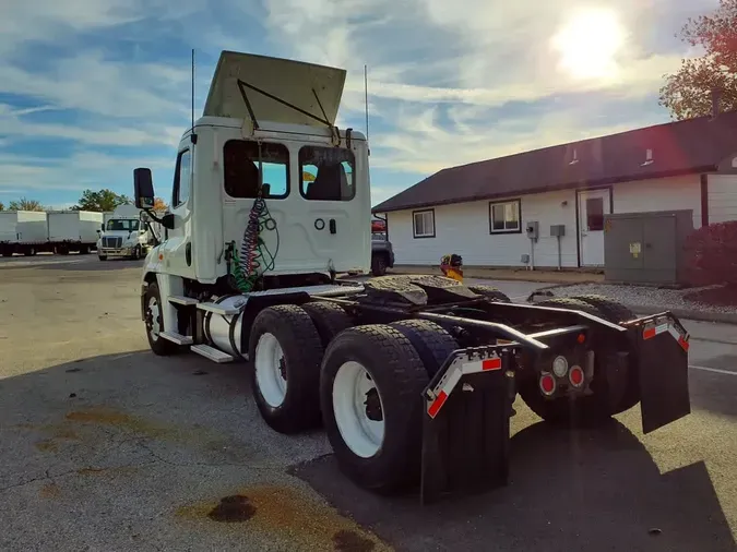 2019 FREIGHTLINER/MERCEDES CASCADIA 12540304dfff1fe9b137c85b0756a880436