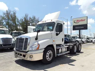 2019 FREIGHTLINER CASCADIA 125