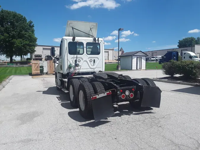 2019 FREIGHTLINER/MERCEDES NEW CASCADIA PX12664